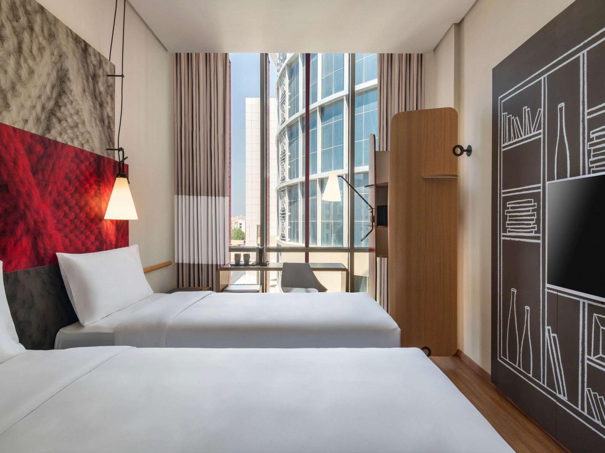 Ibis Hotel 3*